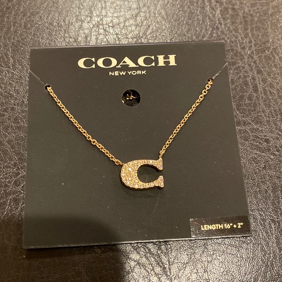 Cubic Zirconia Sparkly Necklace 